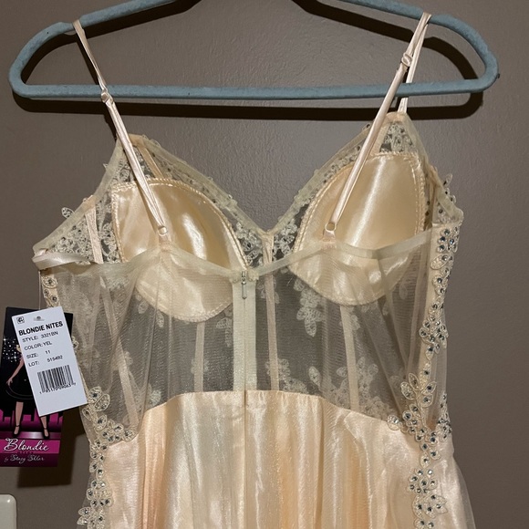 BLONDIE NITES Womens Yellow Mesh Corset Bodice Dress - Picture 6 of 7